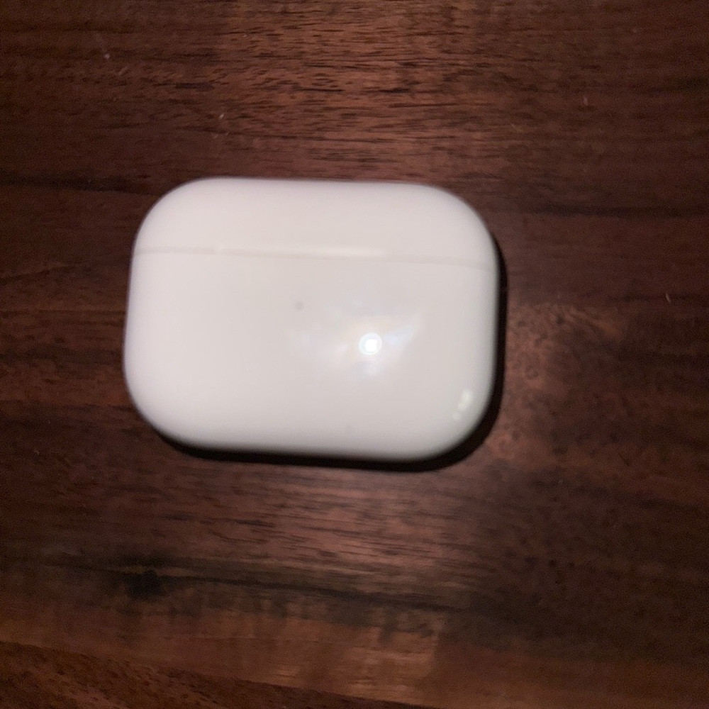 AirPods Pro 1: A2084